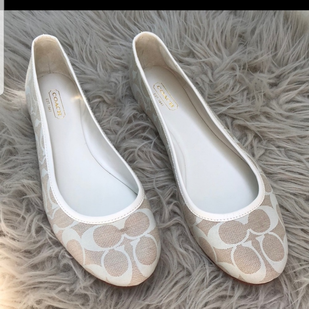 New Coach Signature Flats